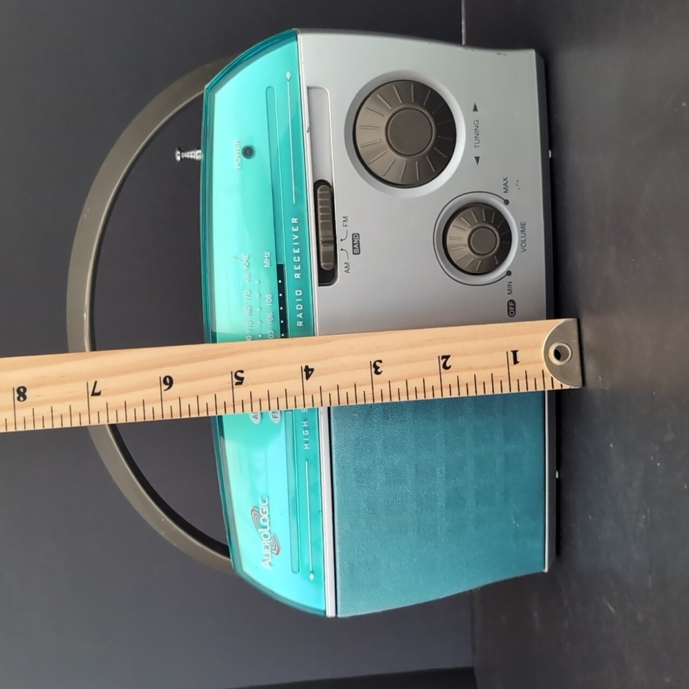 VGT,Teal/Gray Audiologic High Sensitivity AM/FM Radio Reciever. - Picture 9 of 10